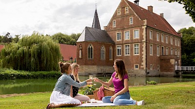 Ein Picknick an der Burg Hülshoff ist immer ein Erlebnis!