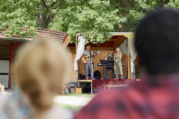 Musikalische Untermalung beim Picknick