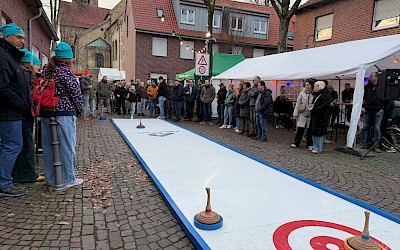 Curling in Legden