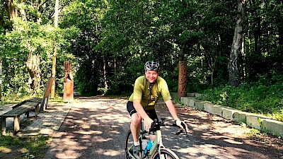 Die Stimmung beim Gravel Grind passt zum Wetter.